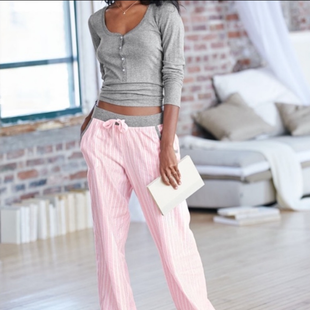 Victoria Secret Dreamer Pajama Shirt Top - Picture 1 of 8